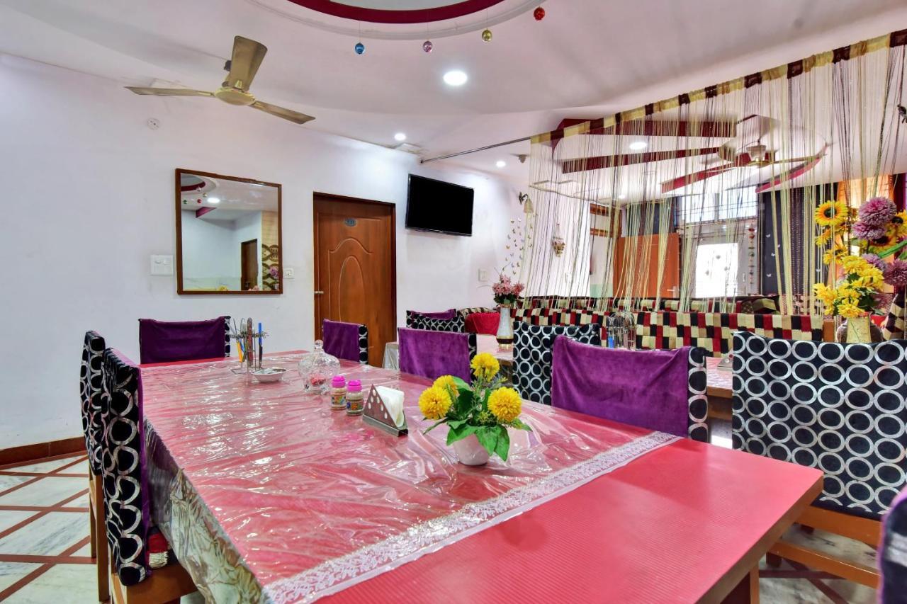 Oyo 82292 Hotel Airport Sky Inn Jaipur Luaran gambar